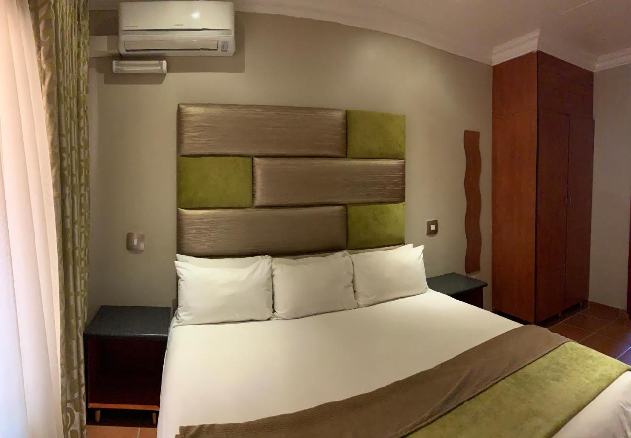 Polokwane Lodge Eksteriør billede